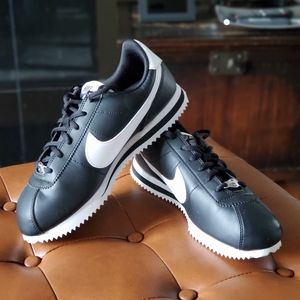 Nike Classic Cortez Basic SI Gs BlackWhite - Leather